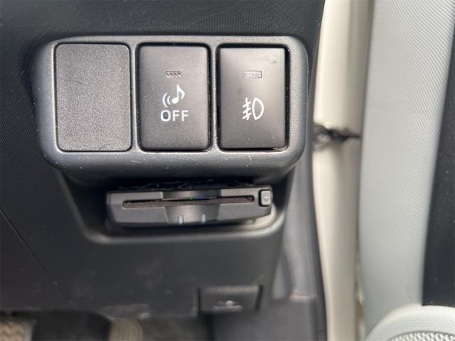 アクア S ETC バックカメラ ナビ アルミホイール スマートキー 電動格納ミラー CVT 衝突安全ボディ ABS ESC Bluetooth エアコン パワーステアリング パワーウィンドウ 運転席エアバッグ(10枚目)