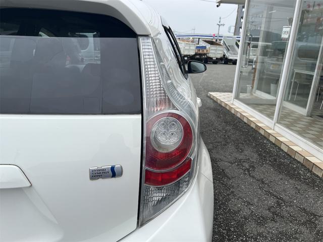 アクア S ETC バックカメラ ナビ アルミホイール スマートキー 電動格納ミラー CVT 衝突安全ボディ ABS ESC Bluetooth エアコン パワーステアリング パワーウィンドウ 運転席エアバッグ(24枚目)