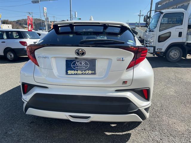 C-HR S GRスポーツ ドライブレコーダー ETC 全周囲カメラ オートクルーズコントロール レーンアシスト 衝突被害軽減システム オートマチックハイビーム オートライト LEDヘッドランプ アルミホイール スマートキー(6枚目)