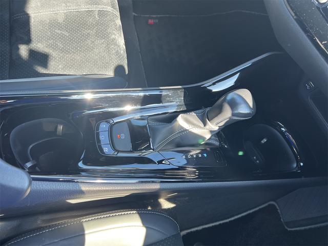 C-HR S GRスポーツ ドライブレコーダー ETC 全周囲カメラ オートクルーズコントロール レーンアシスト 衝突被害軽減システム オートマチックハイビーム オートライト LEDヘッドランプ アルミホイール スマートキー(32枚目)