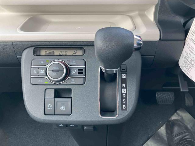 ムーヴキャンバス ストライプスＧ　追突軽減ブレーキ　車線逸脱警告　ＬＥＤライト　オートライト　スマートキー　キーレスエントリー　ベンチシート　シートヒータ　全周囲モニター　点検記録簿（12枚目）