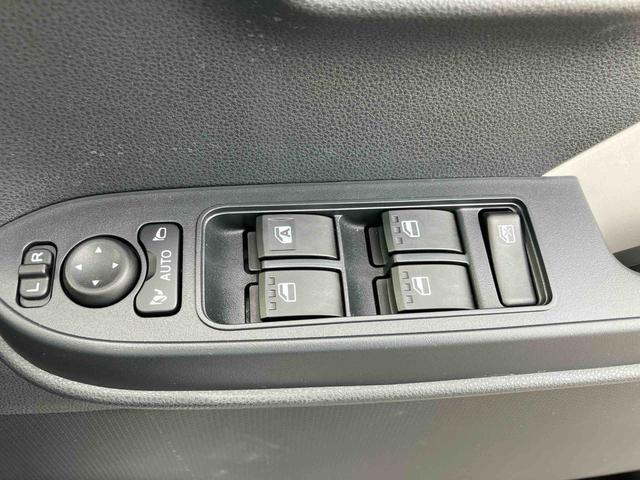 タント Ｘ　スマートキーシステム　キーレスキー　エアバッグ　ワンオーナー　点検記録簿付　ＡＢＳ（30枚目）