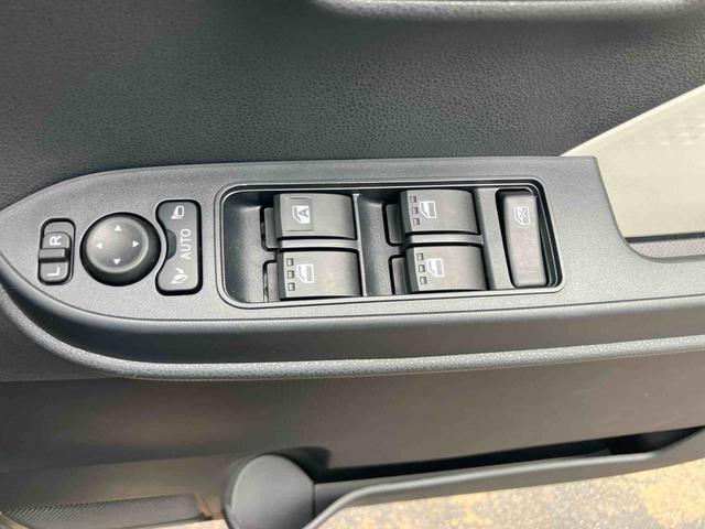 タント Ｘ　スマートキーシステム　キーレスキー　エアバッグ　ワンオーナー　点検記録簿付　ＡＢＳ（29枚目）