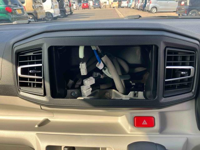 ミライース Ｘ　ＳＡＩＩＩ　点検記録簿付　１オーナー　キーレスキー　ＡＢＳ　エアバック（10枚目）