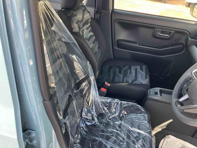 タフト Ｇターボ　ダーククロムベンチャー　ムーンルーフ　ターボ車　エアバッグ　記録簿　スマートキー　キーフリー　アルミホイール　ＡＢＳ　ワンオーナー車（14枚目）