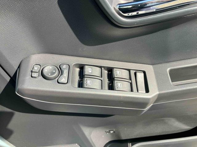 タフト Ｇターボ　ダーククロムベンチャー　ムーンルーフ　ターボ車　エアバッグ　記録簿　スマートキー　キーフリー　アルミホイール　ＡＢＳ　ワンオーナー車（29枚目）