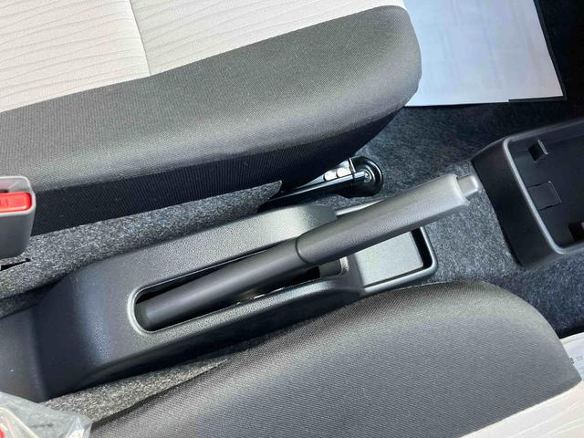 ミライース Ｌ　ＳＡＩＩＩ　１オーナ　キ－レス　運転席エアバック　ＡＢＳ　メンテナンスノート（23枚目）