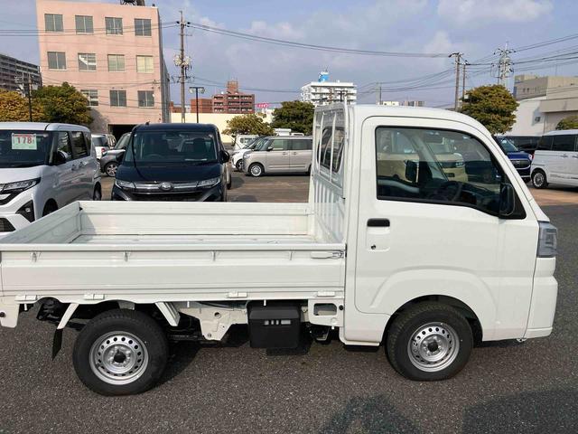 ハイゼットトラック スタンダード　整備記録簿　パワステ付　切替式４ＷＤ　エアコン付　シングルエアバッグ　ＡＢＳ（4枚目）