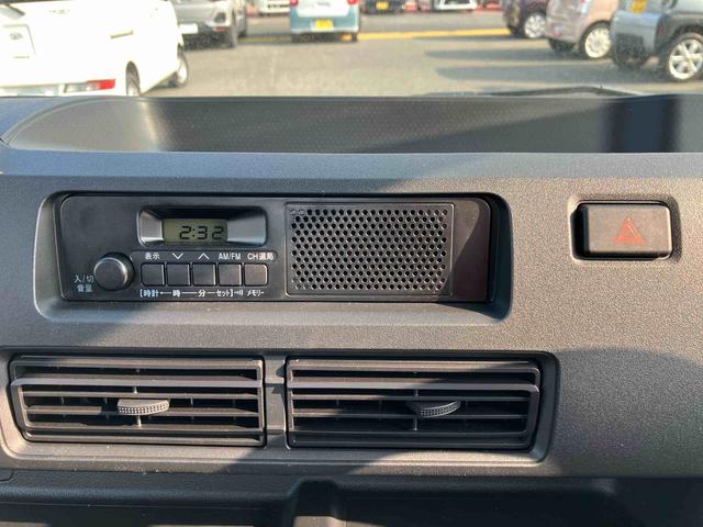 ハイゼットトラック スタンダード　整備記録簿　パワステ付　切替式４ＷＤ　エアコン付　シングルエアバッグ　ＡＢＳ（10枚目）