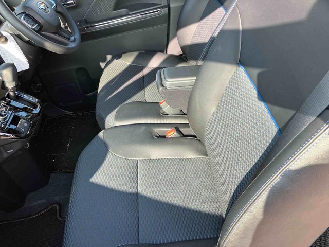 タント カスタムＸ　キーレススタートシステム　スマートキー　点検記録簿　ＡＢＳ付　アルミホイール　エアバック（13枚目）