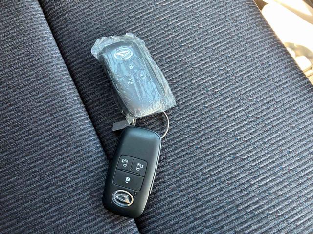 ムーヴ ＲＳ　ターボ車　点検記録簿　キーフリー　ＡＢＳ　アルミホイール　スマートキー（31枚目）