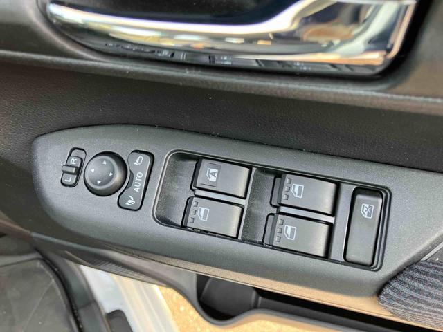 ムーヴ ＲＳ　ターボ車　点検記録簿　キーフリー　ＡＢＳ　アルミホイール　スマートキー（23枚目）