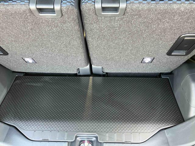 タント カスタムＲＳ　スマートエントリー　キーフリーキー　ターボ車　アルミホイール　ＡＢＳ　点検記録簿　エアバッグ（19枚目）