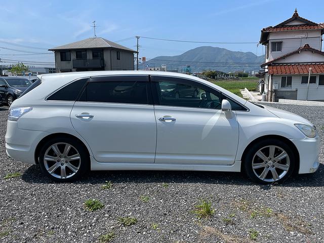 エアリアル　走行距離５３，０００ｋｍ　ＨＤＤナビ　バックカメラ　ＥＴＣ　ワンオーナー車　純正アルミホイール　３列シート　プッシュスタート　ＨＩＤヘッドライト　スマートキー　ＣＤ再生　ＤＶＤ再生　オートライト(14枚目)