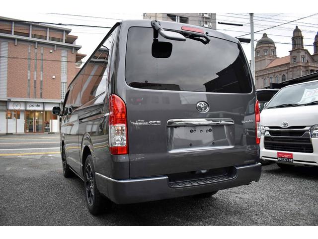 ハイエースバン ロングスーパーＧＬ　４型　３ヶ月３０００ｋｍ保証付き　ＬＥＤヘッドライト・ナビ・ＴＶ・バックモニター・社外アルミホイール付き　フロントガラス（クールベール）（6枚目）