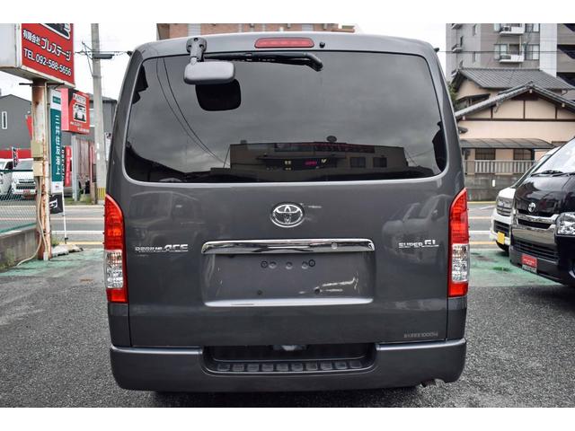 ハイエースバン ロングスーパーＧＬ　４型　３ヶ月３０００ｋｍ保証付き　ＬＥＤヘッドライト・ナビ・ＴＶ・バックモニター・社外アルミホイール付き　フロントガラス（クールベール）（8枚目）