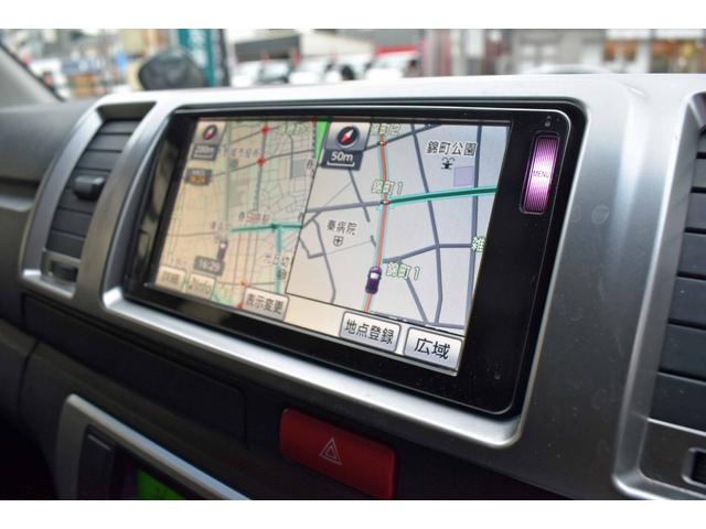 ハイエースバン ロングスーパーＧＬ　４型　３ヶ月３０００ｋｍ保証付き　ＬＥＤヘッドライト・ナビ・ＴＶ・バックモニター・社外アルミホイール付き　フロントガラス（クールベール）（21枚目）