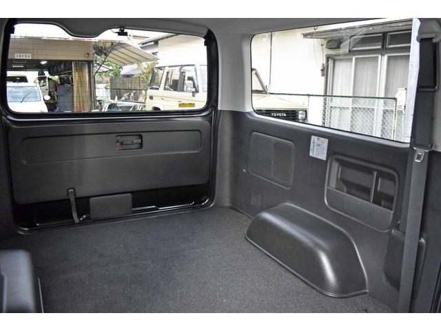 ハイエースバン ロングスーパーGL 4型 3ヶ月3000km保証付き 純正LEDヘッドライト・スマートキー・ナビ・TV・バックモニター・パワースライドドア付き(15枚目)
