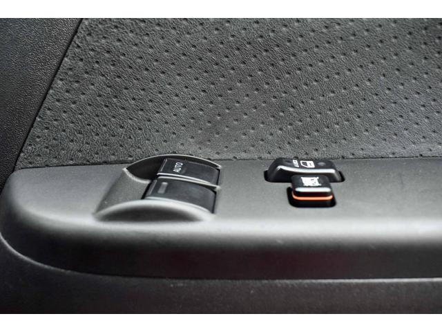 ハイエースバン ロングスーパーGL 4型 3ヶ月3000km保証付き 純正LEDヘッドライト・スマートキー・ナビ・TV・バックモニター・パワースライドドア付き(17枚目)