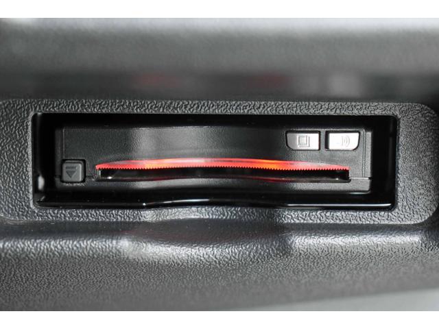 ハイエースバン スーパーＧＬ　ダークプライムＩＩ　５型・ワンオーナー禁煙車・純正ＬＥＤヘッドライト・スマートキー・ナビ・ＴＶ・純正バックモニター内蔵防眩インナーミラー・フルエアロ・ＡＣ１００Ｖ付き（24枚目）