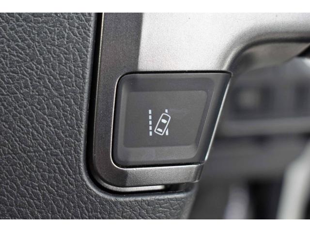 ハイエースバン スーパーＧＬ　ダークプライムＩＩ　５型・ワンオーナー禁煙車・純正ＬＥＤヘッドライト・スマートキー・ナビ・ＴＶ・純正バックモニター内蔵防眩インナーミラー・フルエアロ・ＡＣ１００Ｖ付き（26枚目）