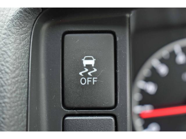 ハイエースバン スーパーＧＬ　ダークプライムＩＩ　５型・ワンオーナー禁煙車・純正ＬＥＤヘッドライト・スマートキー・ナビ・ＴＶ・純正バックモニター内蔵防眩インナーミラー・フルエアロ・ＡＣ１００Ｖ付き（28枚目）