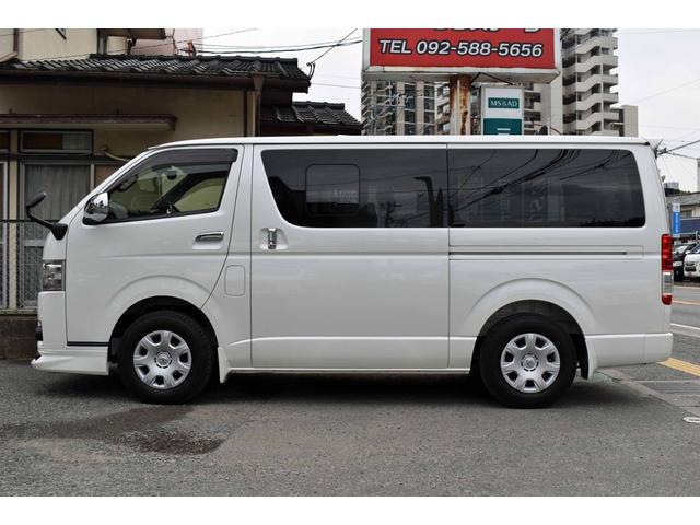 ハイエースバン スーパーＧＬ　ダークプライムＩＩ　５型　１２ヶ月２００００ｋｍ保証付き　純正ＬＥＤヘッドライト・スマートキー・ナビ・ＴＶ・バックモニター・モデリスタエアロ・トヨタセーフティーセンス・Ｗエアバック付き（4枚目）