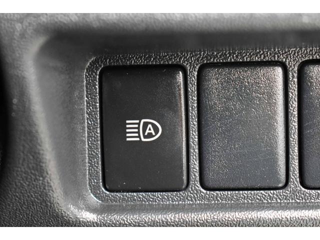 ハイエースバン スーパーＧＬ　ダークプライムＩＩ　５型　１２ヶ月２００００ｋｍ保証付き　純正ＬＥＤヘッドライト・スマートキー・ナビ・ＴＶ・バックモニター・モデリスタエアロ・トヨタセーフティーセンス・Ｗエアバック付き（30枚目）