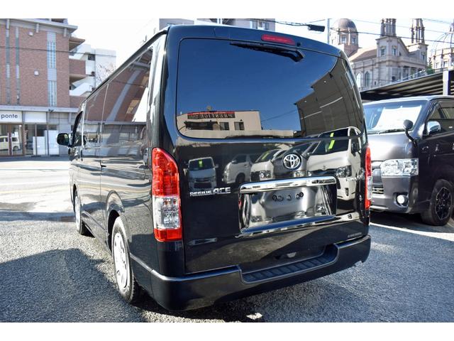 ハイエースバン スーパーＧＬ　ダークプライム　４型　１２ヶ月２００００ｋｍ保証付き　純正ＬＥＤヘッドライト・スマートキー・ナビ・ＴＶ・ＴＥＣ・フリップダウンモニター付き（6枚目）