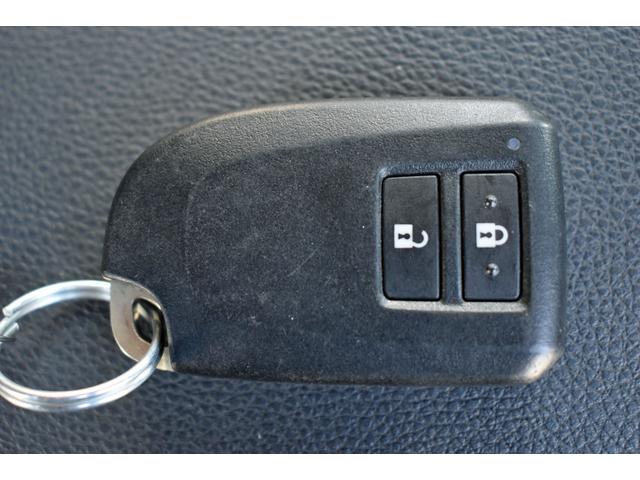 ハイエースバン スーパーＧＬ　ダークプライム　４型　１２ヶ月２００００ｋｍ保証付き　純正ＬＥＤヘッドライト・スマートキー・ナビ・ＴＶ・ＴＥＣ・フリップダウンモニター付き（19枚目）