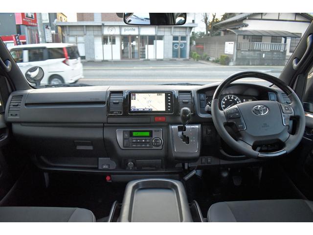 ハイエースバン スーパーＧＬ　ダークプライムＩＩ　６型　３ヵ月３０００ｋｍ保証付き　純正ＬＥＤヘッドライト・スマートキー・ナビ・ＴＶ・社外ベットキット・パワースライドドア付き（11枚目）