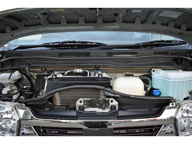 ハイエースバン スーパーＧＬ　ダークプライムＩＩ　６型　３ヵ月３０００ｋｍ保証付き　純正ＬＥＤヘッドライト・スマートキー・ナビ・ＴＶ・社外ベットキット・パワースライドドア付き（34枚目）