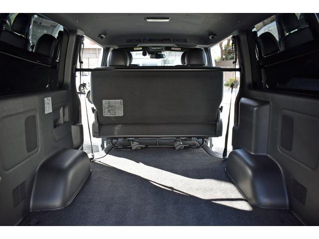 ハイエースバン スーパーGL ダークプライムII 5型 12ヶ月20000km保証付き TSS 純正LEDヘッドライト・スマートキー・ナビ・TV・バックカメラ・ドライブレコーダー付き(16枚目)