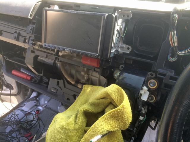 ハイエースバン スーパーＧＬ　ダークプライムＩＩ　トヨタセーフティーセンス・バックカメラ・ＬＥＤヘッドライト・スマートキー・ナビ・ＴＶ・ＥＴＣ付き（12枚目）