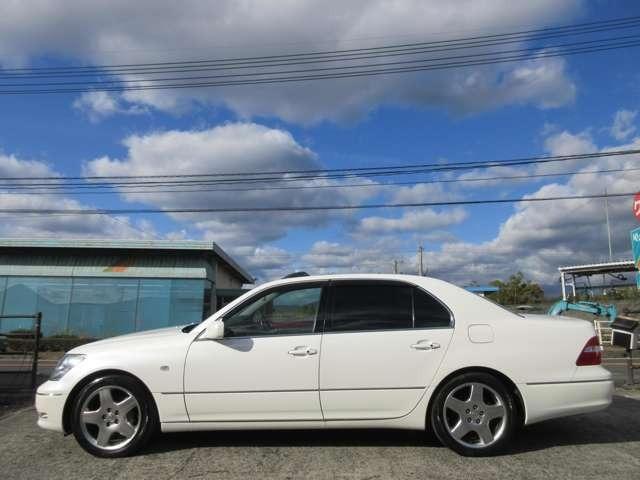 eR仕様 3ヶ月3,000km保証付き 禁煙車 サンルーフ ナビ バックカメラ スマートキー シートヒーター シートエアコン 革シート パワーシート 盗難防止システム 修復歴なし フロントフォグランプ(13枚目)