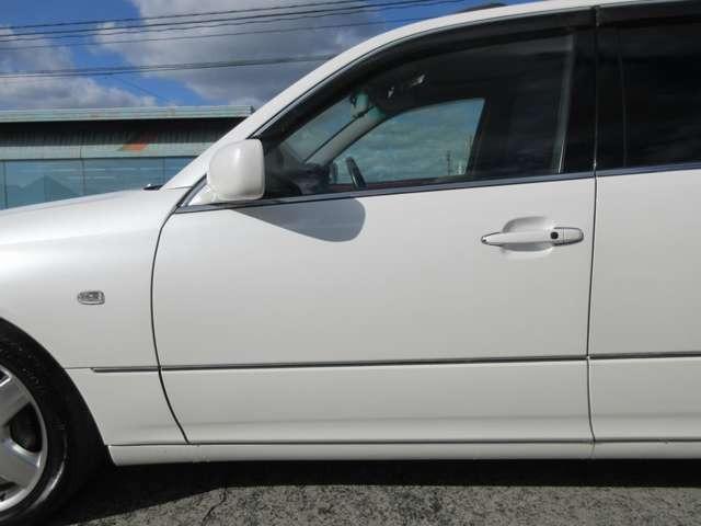 eR仕様 3ヶ月3,000km保証付き 禁煙車 サンルーフ ナビ バックカメラ スマートキー シートヒーター シートエアコン 革シート パワーシート 盗難防止システム 修復歴なし フロントフォグランプ(15枚目)
