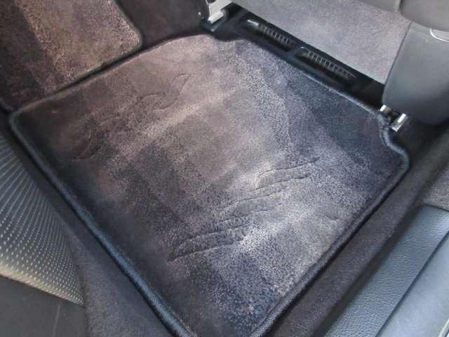 eR仕様 3ヶ月3,000km保証付き 禁煙車 サンルーフ ナビ バックカメラ スマートキー シートヒーター シートエアコン 革シート パワーシート 盗難防止システム 修復歴なし フロントフォグランプ(46枚目)