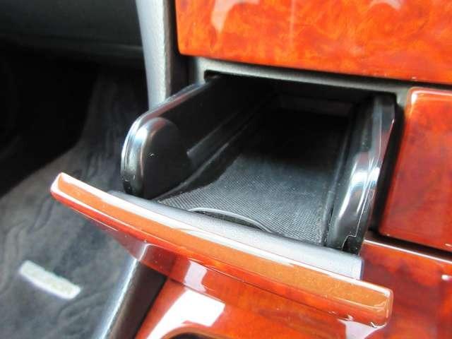 eR仕様 3ヶ月3,000km保証付き 禁煙車 サンルーフ ナビ バックカメラ スマートキー シートヒーター シートエアコン 革シート パワーシート 盗難防止システム 修復歴なし フロントフォグランプ(53枚目)