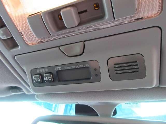 eR仕様 3ヶ月3,000km保証付き 禁煙車 サンルーフ ナビ バックカメラ スマートキー シートヒーター シートエアコン 革シート パワーシート 盗難防止システム 修復歴なし フロントフォグランプ(62枚目)