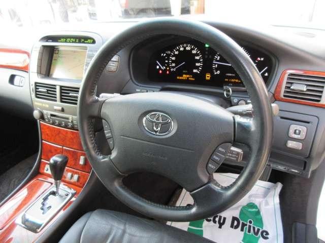 eR仕様 3ヶ月3,000km保証付き 禁煙車 サンルーフ ナビ バックカメラ スマートキー シートヒーター シートエアコン 革シート パワーシート 盗難防止システム 修復歴なし フロントフォグランプ(78枚目)