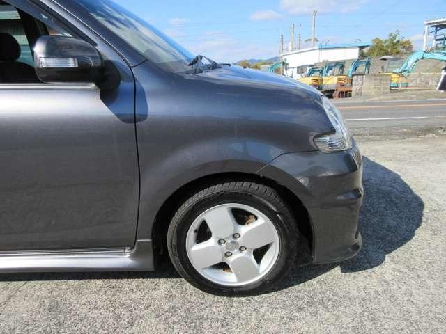 X Sエディション 1年保証付き 禁煙車 ワンオーナー HDDナビ CD&DVD再生 ワンセグTV ETC 3列シート HIDヘッドライト 両側電動スライドドア フルエアロ キーレス 盗難防止システム(18枚目)