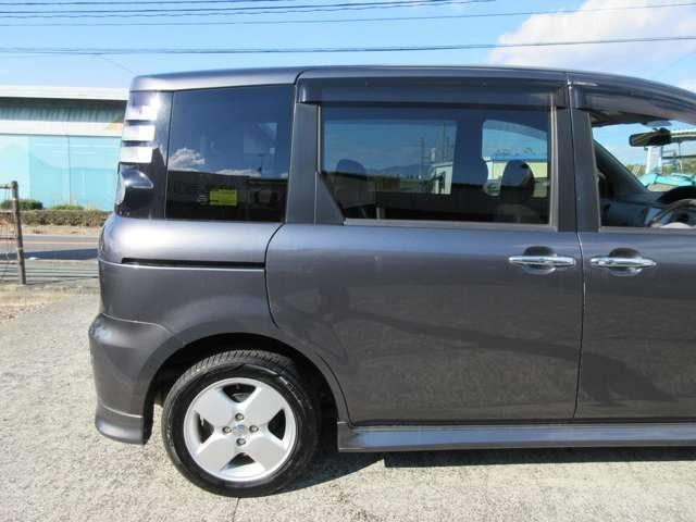 X Sエディション 1年保証付き 禁煙車 ワンオーナー HDDナビ CD&DVD再生 ワンセグTV ETC 3列シート HIDヘッドライト 両側電動スライドドア フルエアロ キーレス 盗難防止システム(20枚目)