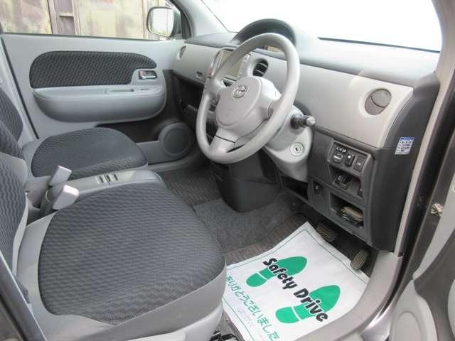 X Sエディション 1年保証付き 禁煙車 ワンオーナー HDDナビ CD&DVD再生 ワンセグTV ETC 3列シート HIDヘッドライト 両側電動スライドドア フルエアロ キーレス 盗難防止システム(28枚目)