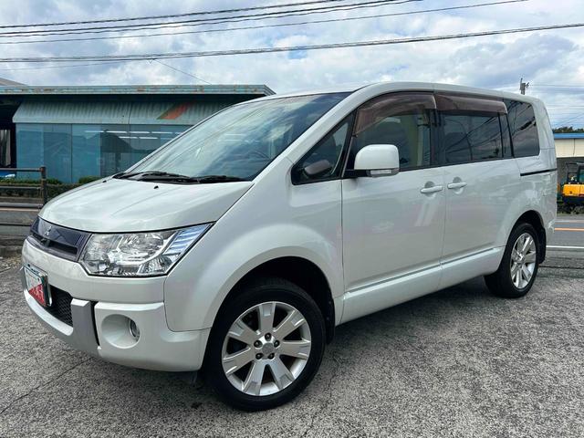 デリカＤ：５ Ｇ　ナビパッケージ　電動ドア　ＥＴＣ　純正ナビ　バックカメラ（5枚目）