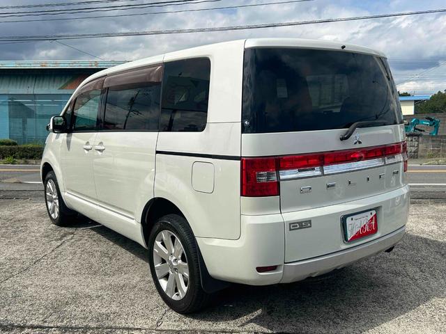 デリカＤ：５ Ｇ　ナビパッケージ　電動ドア　ＥＴＣ　純正ナビ　バックカメラ（6枚目）