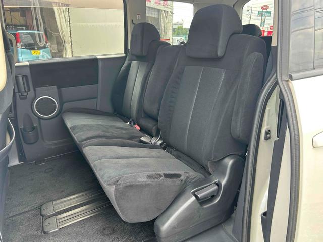 デリカＤ：５ Ｇ　ナビパッケージ　電動ドア　ＥＴＣ　純正ナビ　バックカメラ（27枚目）