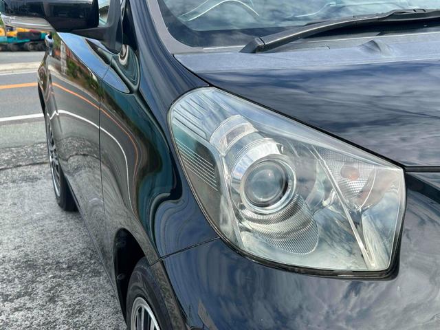 ｉＱ １００Ｇ　レザーパッケージ　革シート　スマートキー　ナビＴＶバックカメラ　フォグランプ（10枚目）