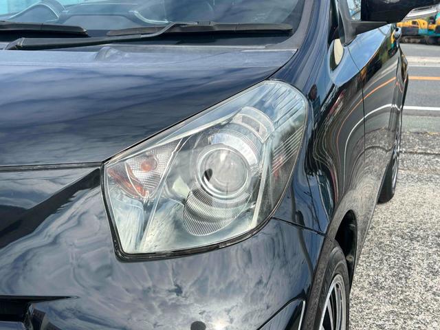 ｉＱ １００Ｇ　レザーパッケージ　革シート　スマートキー　ナビＴＶバックカメラ　フォグランプ（11枚目）