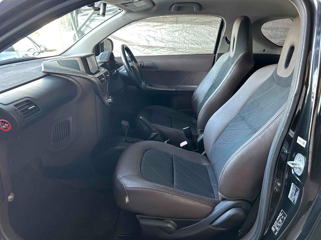 ｉＱ １００Ｇ　レザーパッケージ　革シート　スマートキー　ナビＴＶバックカメラ　フォグランプ（20枚目）