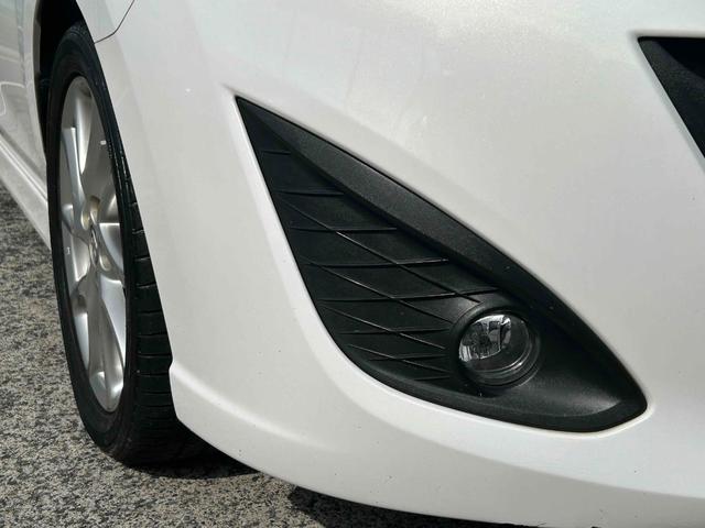 プレマシー ２０Ｓ　プレステージスタイルＩＩ　両側電動スライドドア　車検２年　社外ナビＴＶ　Ｂｌｕｅｔｏｏｔｈオーディオ　ＥＴＣ　純正１７インチアルミホイール　ハーフレザーシート（12枚目）